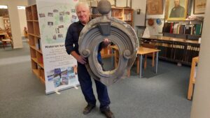 Regnar Pedersen med zinkudsmykning